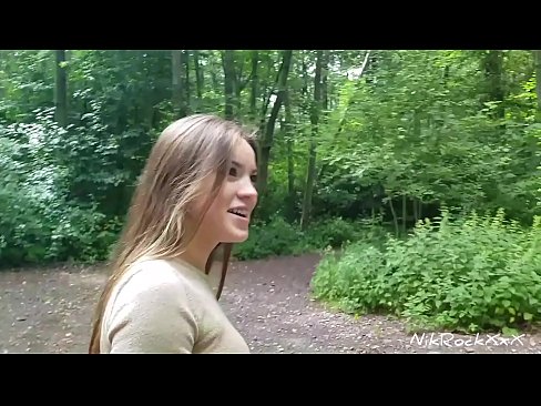 ❤️ Eu sugeri à Evelina que fodêssemos em um lugar público! Ela disse que sim. Então eu a fodi no traseiro e me vim na boca dela. Depois ela se mijou. ❤️ Porno real vídeo em nós ☑