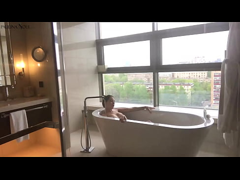 ❤️ Garota tremenda Masturbando-se apaixonadamente no banheiro ❤️ Porno real vídeo em nós ☑